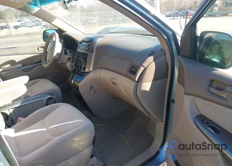 2009 Toyota Sienna Le из США, поврежденный, VIN 5TDZK23C89S232312